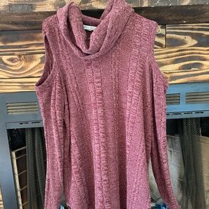 Open Shoulder Chunky Neck Long Sleeve